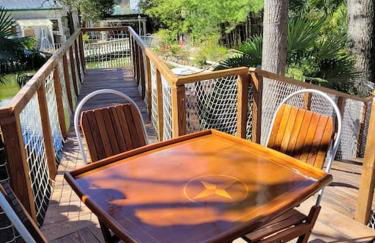 Bateau sur terre près du bassin - Foto 26