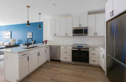 Landing Beautiful 1BD Gym Rooftop Lounge - Foto 9