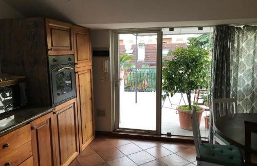 Appartamento con 3 camere 3 bagni e posto auto Libri e Giardini - Foto 9