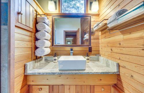 Griz Den Cabin with 2 King Beds Near Glacier! - Photo 18