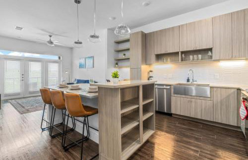 Luxurious New Unit 1Bd1Ba Pool Golf Sim - Foto 5