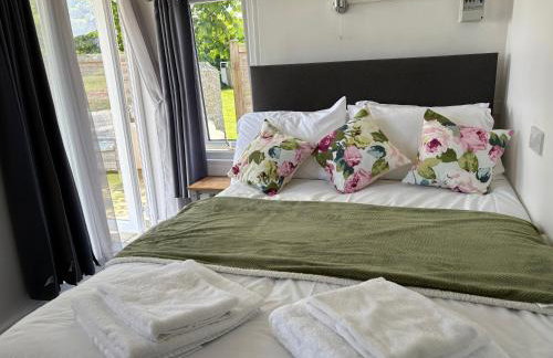 Cosy Cabin for Two with Lovely Countryside Views, Near Kingsbridge - Foto 2