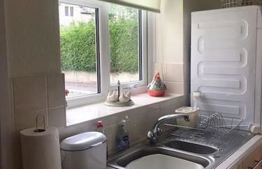 No 96 Chapel Lane - Self Contained Cottage In The Heart Of Butleigh - Photo 23