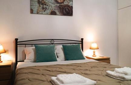 IKARUS apartment with courtyard & pool in Chania - Foto 25