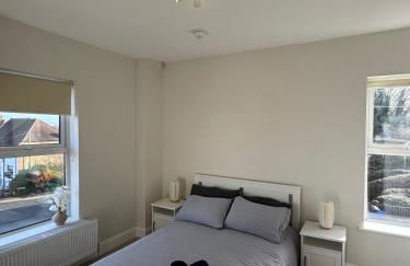 Central Aldershot Flat, Near Station & Town Centre - Foto 11