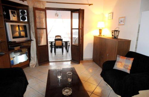 Comfortable house in Mirties with terrace and parking - Foto 16