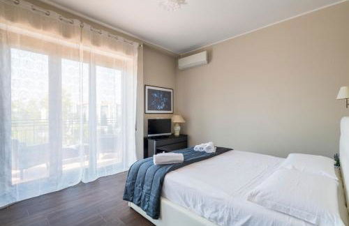 10' from the Sea, Elegant Penthouse with Terrace - Foto 25