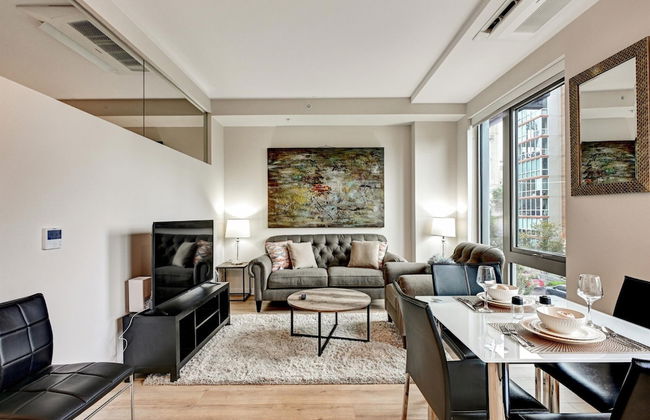 Global Luxury Suites Capitol Riverfront - Photo 9