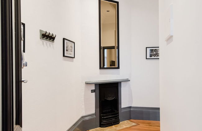 Bespoke On Main - Photo 2