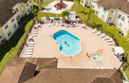 Beautiful, cozy and spacious Retreat near Disney - Foto 6