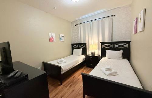 3Br 2Bath Condo Balcony 5min Conv Center 1388ft - Foto 3