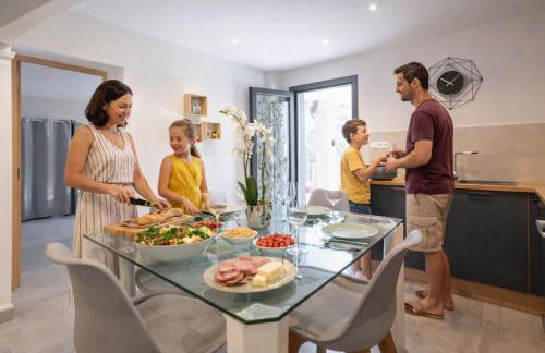 Rez de Villa au calme piscine chauffée, terrain pétanque - Photo 23