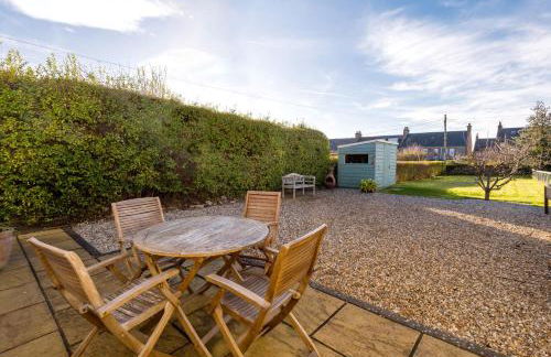 Sunset Retreat - Photo 29