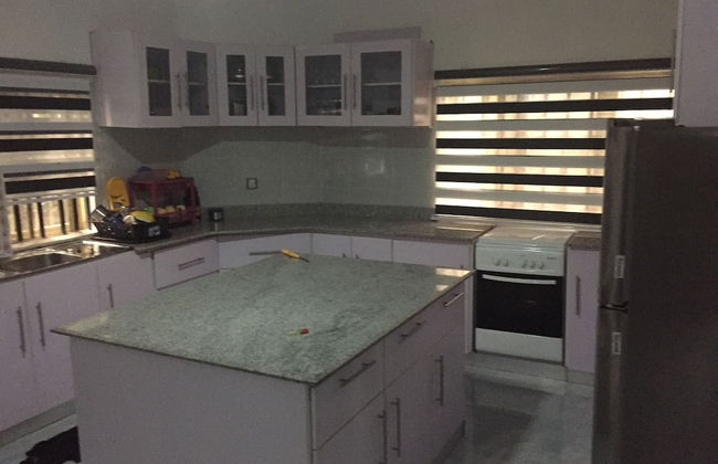 Amadi Villa - Photo 4