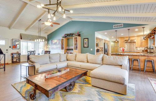 Horsey Hideaway Ranch House in Cave Creek! - Photo 5