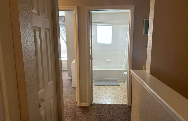 Charming Townhouse Near Disney - Photo 19