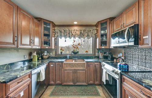 Beautiful and Unique Farmhouse 15 Mi to Saratoga - Foto 5