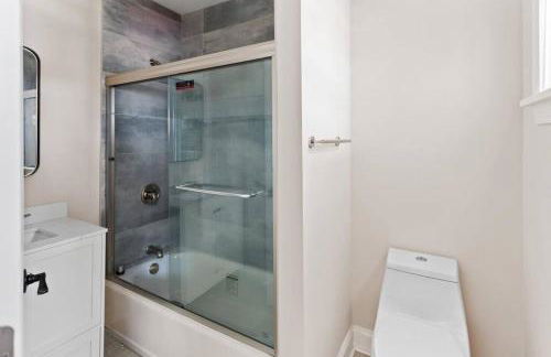 Renovated Beach Block 7BR North Beach Atlantic City - Steps to Beach & Casino - Foto 63