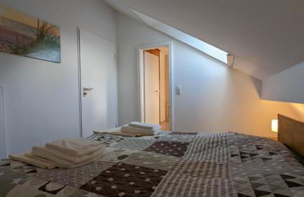 Strandkoje in erster Reihe mit traumhaftem Blick auf die Kieler Förde - Foto 14