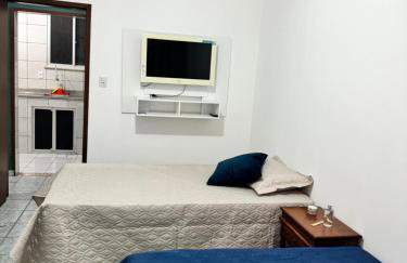 Apto no Centro, perto de tudo, com Wi-Fi 500Mb, Portaria 24h, Check in independente - Photo 13