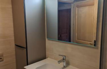 Bas de chalet au coeur des Aravis, entre lac et montagne - Photo 27