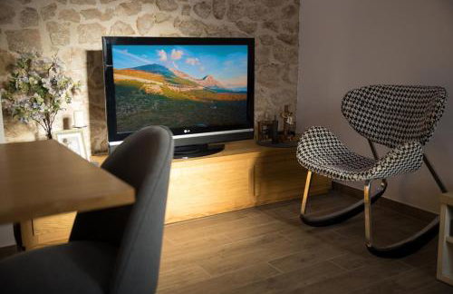 Heritage house Stipanovi dvori with heated pool and jacuzzi - Foto 22