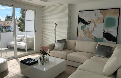 Modern Apartment Puente Romano - Foto 2