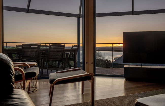 Waterline - Photo 22