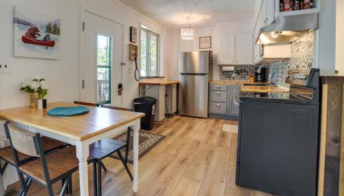 Higgins Lake Cottage with Private Fire Pit and Grill! - Foto 3