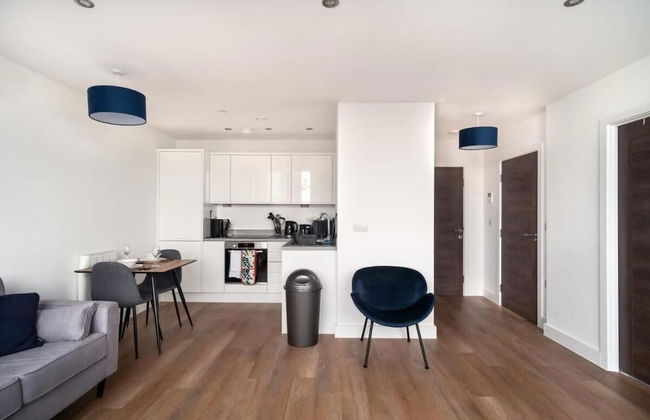 Snug 1BR Apt 4KTV Free Parking - Foto 5