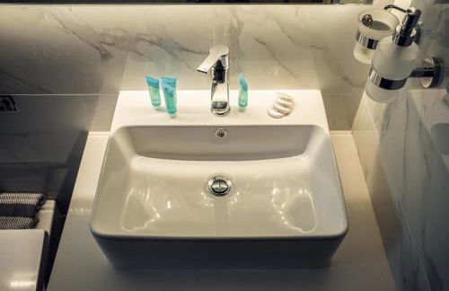 Sappho Studios - Photo 12