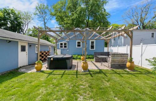 The Hideaway on Hazel- Luxury Smart Home w Hot Tub - Foto 9