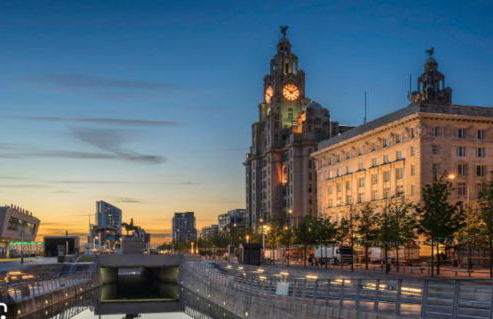 Home from Home near LFC & train station - Foto 42