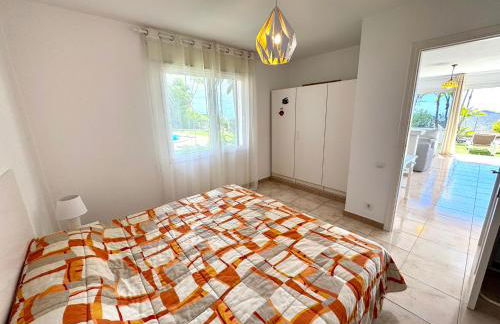 Villa Casa Lilo, en jardin grande,con una gran piscina, con pérgola y barbacoa - Foto 39