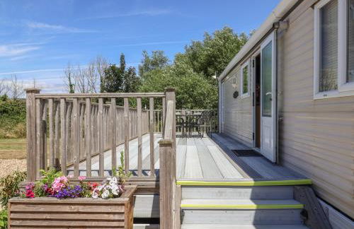 The Hideaway - Photo 3