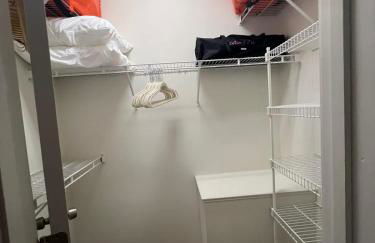 Labrador Lake with FirePit and Billiards - Foto 13