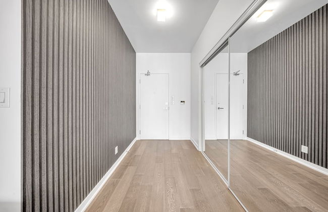 The Harbour Toronto - Photo 73