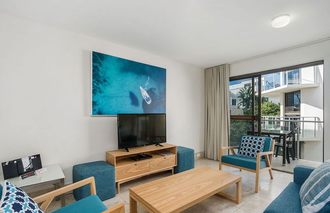 Bayview Beachfront Apartments, in town right on the beach - Foto 34