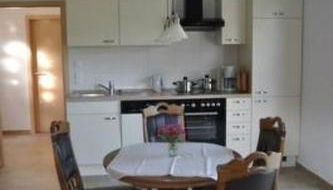 Apartment am Waldesrand by Interhome - Foto 2