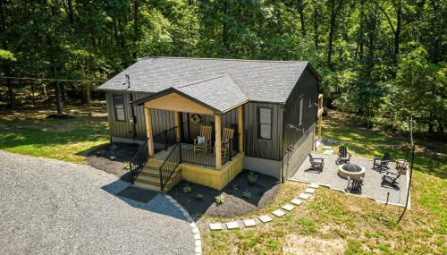 Modern 2BR Cabin w Hot Tub Near Wine Trail - Foto 4