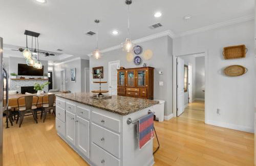 Boatyard Oasis - Modern Charm - Mins to Downtown - Foto 13