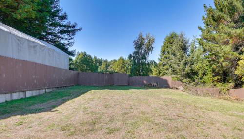 3 Mi to Sequoia Park Zoo Spacious Home with Sunroom - Foto 3