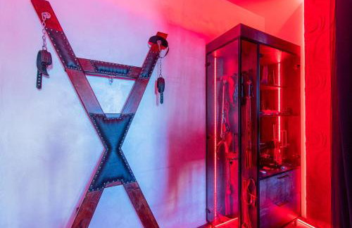 Jacuzzi - Love - BDSM - Extra Luxury - EV chargger - Valentine's Day - Red Room - Flexible SelfCheckIns 28 - Foto 8