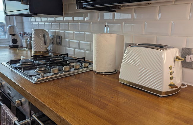 Stylish Studio, Central Bexhill, Home Comforts - Photo 11