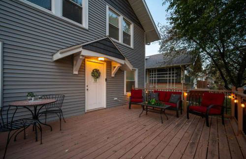 Ingersoll Immersion: Your Urban 4BR Retreat! - Foto 24