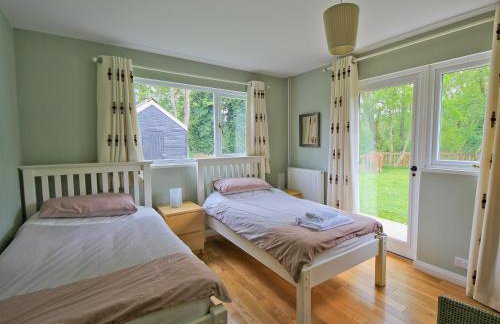 Still Waters - Photo 5