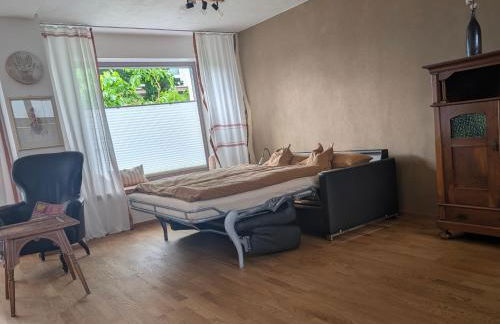 Wohnung mit Terrasse und eigenem Parkplatz - Foto 2