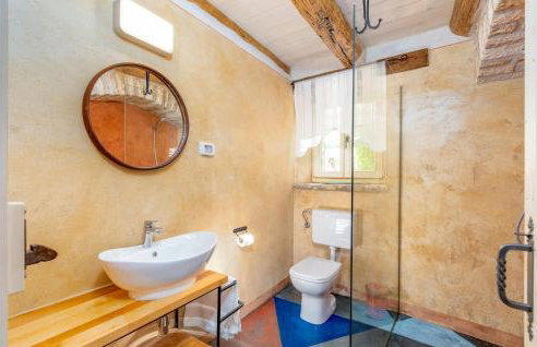 Gorgeous Apartment In Zminj With Wifi - Photo 20