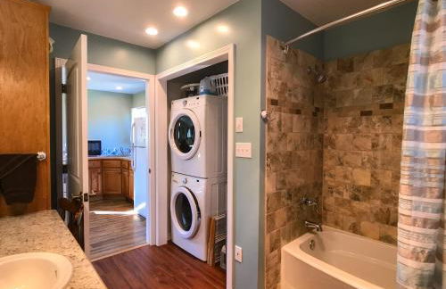 Peaceful Vacation Getaway, Private Yard, Hot Tub, 360 Views, Cozy Cottage in the heart of the Bitterroot Valley, Sage Cottage 406 - Foto 14