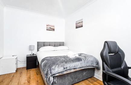 Manchester City Deluxe 4-Bed near Etihad Stadium & C0-0P Arena, Sleeps 9 - Foto 28